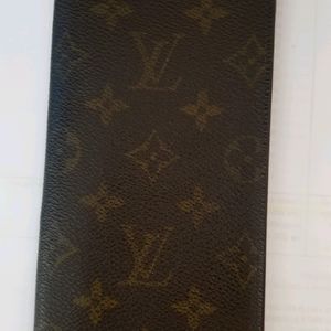 🛍️ Louis Vuitton Checkbook-Wallet